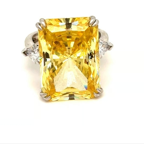 minksl Jewelry - MINKS SILVER Yellow Gemstone Ring